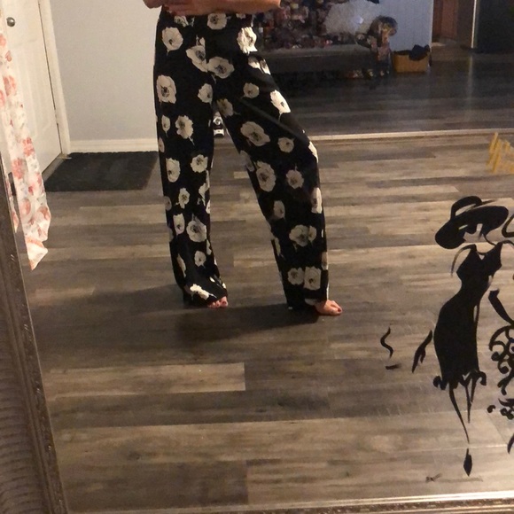 Pants - Picture 2 of 5